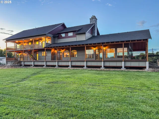$1,350,000 | 46131 Snake River Road, Richland, OR 97870