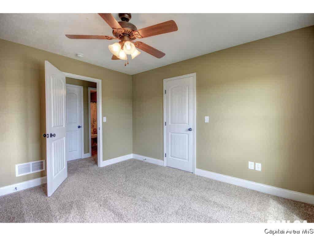 629 Racastle Road Chatham, IL 62629 - Photo 15 of 36 Gallery Image 15