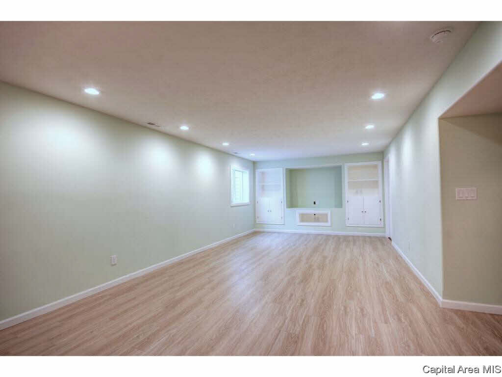 629 Racastle Road Chatham, IL 62629 - Photo 33 of 36 Gallery Image 33