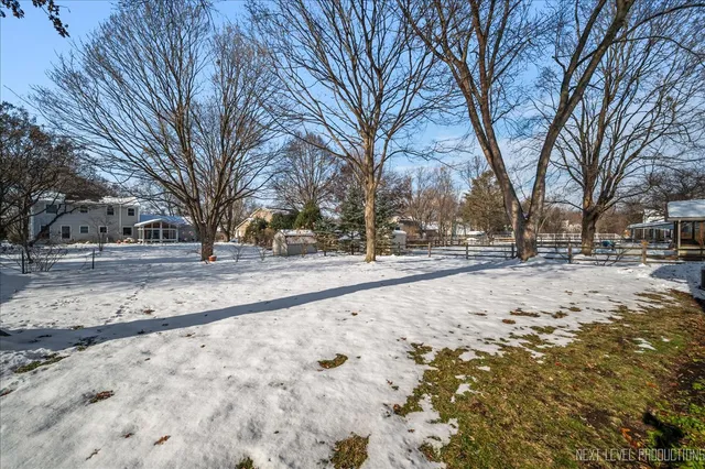 $468,000 | 685 North Van Nortwick Avenue, Batavia, IL 60510