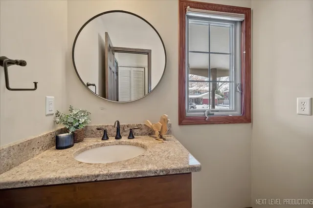 $468,000 | 685 North Van Nortwick Avenue, Batavia, IL 60510