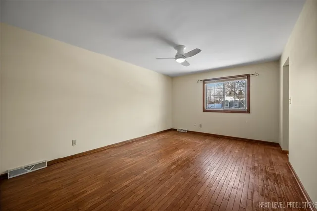 $468,000 | 685 North Van Nortwick Avenue, Batavia, IL 60510