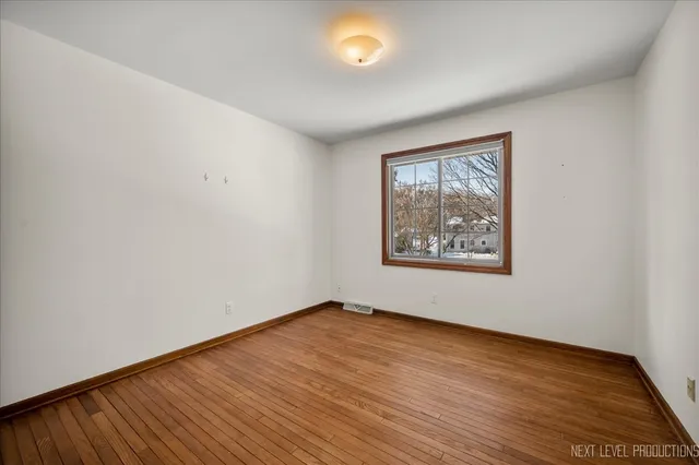 $468,000 | 685 North Van Nortwick Avenue, Batavia, IL 60510