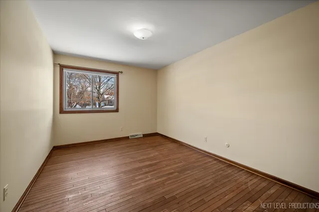 $468,000 | 685 North Van Nortwick Avenue, Batavia, IL 60510