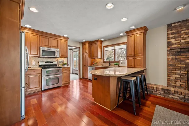 $468,000 | 685 North Van Nortwick Avenue, Batavia, IL 60510