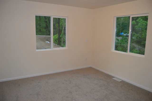 $378,880 | 32 Magnolia Drive, Putnam, IL 61560