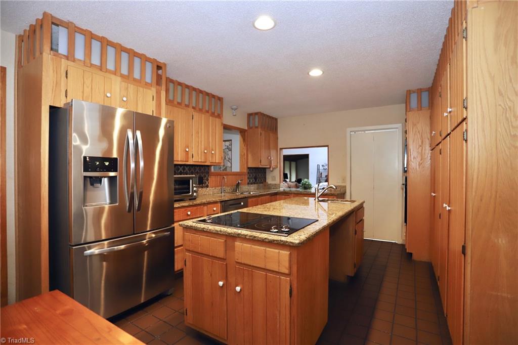 4611 East Perquimans Road Greensboro, NC 27407 - Photo 15 of 47