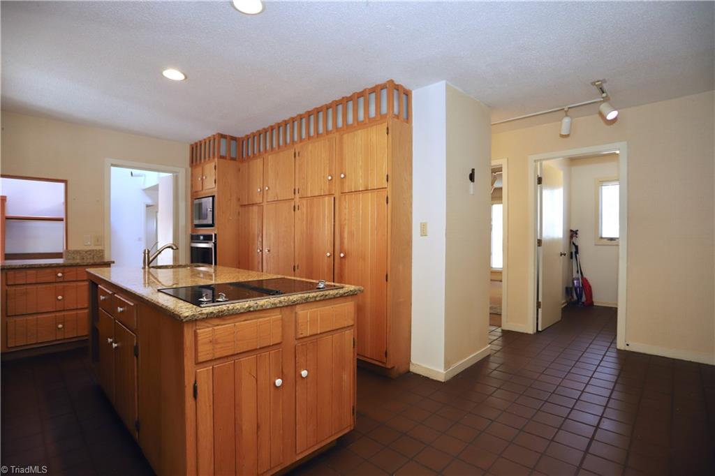 4611 East Perquimans Road Greensboro, NC 27407 - Photo 16 of 49 Gallery Image 16