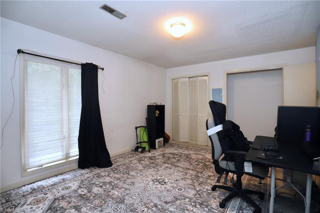 4611 East Perquimans Road Greensboro, NC 27407 - Photo 31 of 47