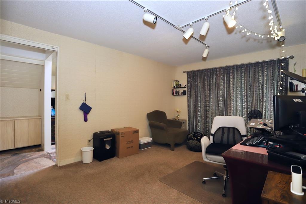 4611 East Perquimans Road Greensboro, NC 27407 - Photo 39 of 47