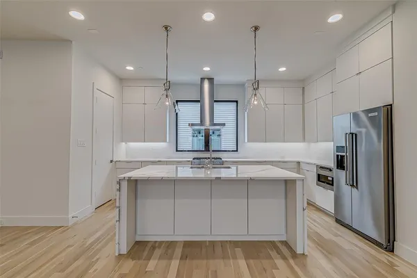 $3,295 | 2707 Kimsey Drive, Unit 103, Dallas, TX 75235