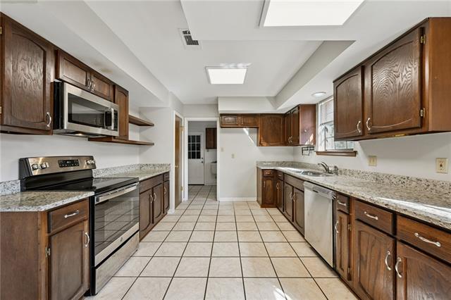 101 Herwig Bluff Road Slidell, LA 70461 - Photo 4 of 12