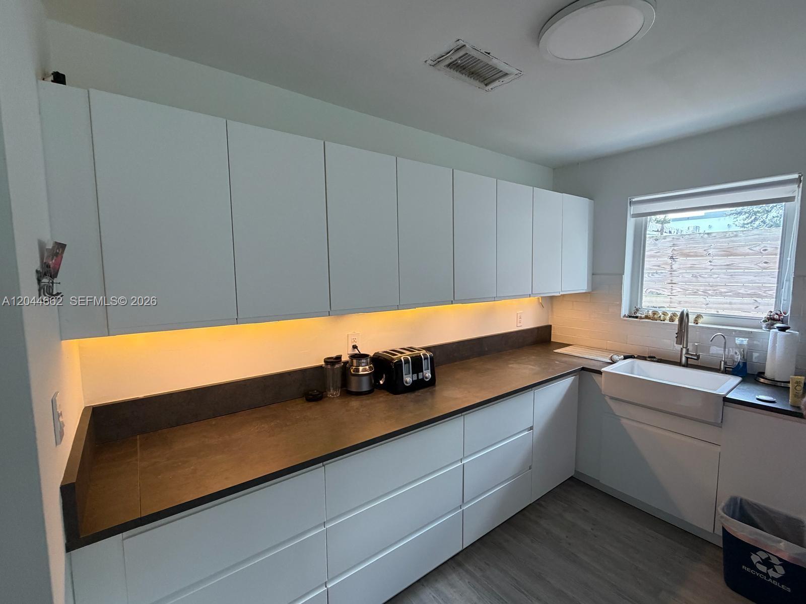 2401 Southwest 16th Court Miami, FL 33145 - Photo 35 of 41