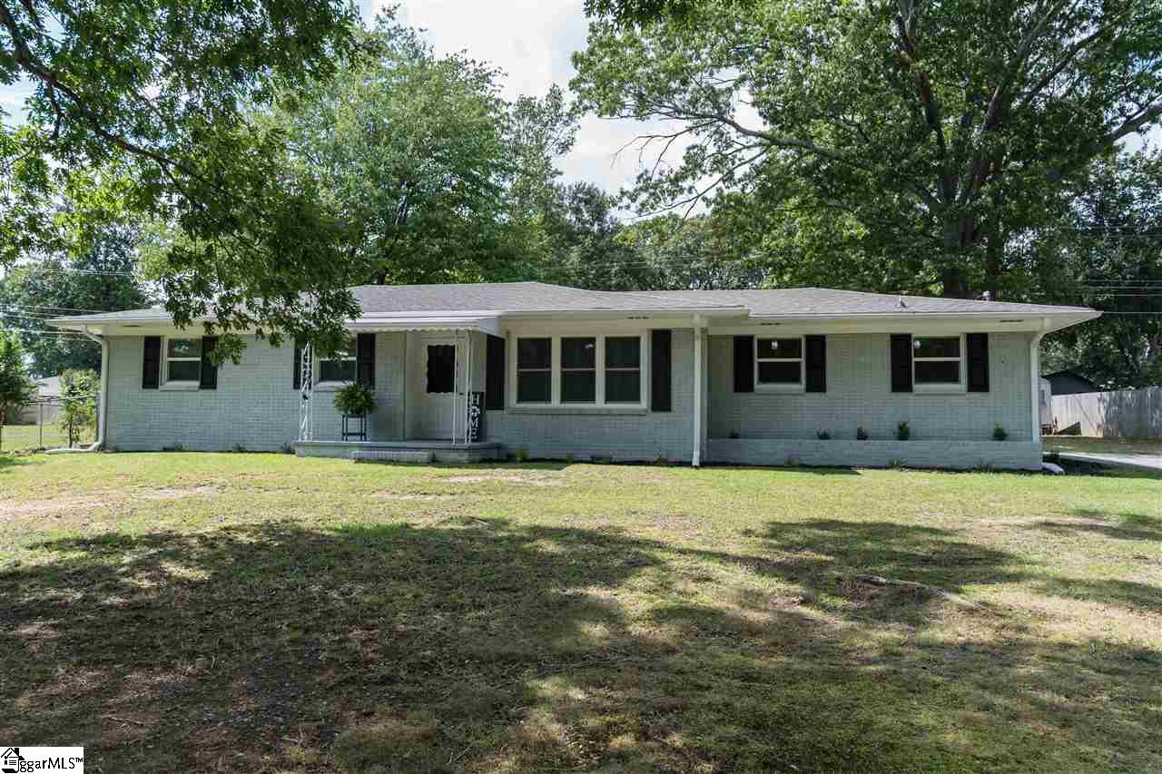 123 Mt Pleasant Road Spartanburg, SC 29307 - Photo 1 of 34 Gallery Image 1