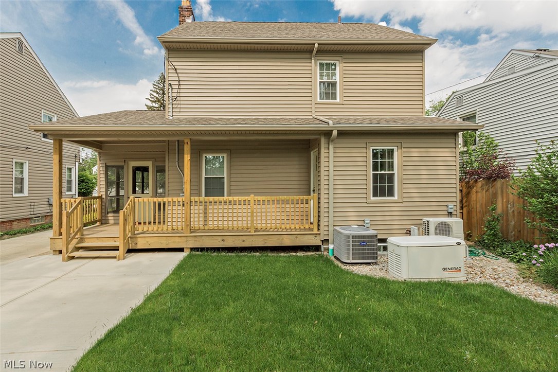 1223 Roland Road Lyndhurst, OH 44124 - Photo 34 of 35