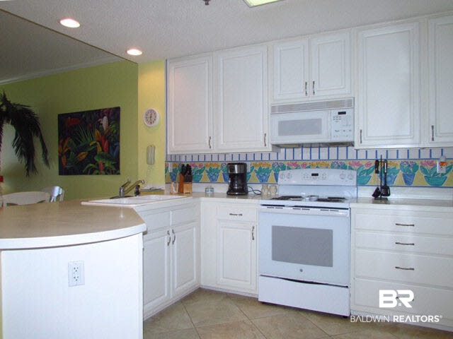 25342 Perdido Beach Boulevard, Unit 802 Orange Beach, AL 36561 - Photo 9 of 31 Kitchen