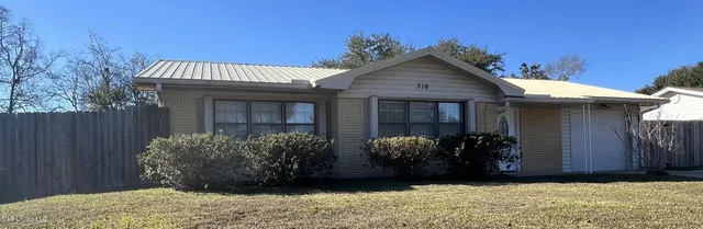 $1,450 | 316 Springdale Circle, D'Iberville, MS 39540