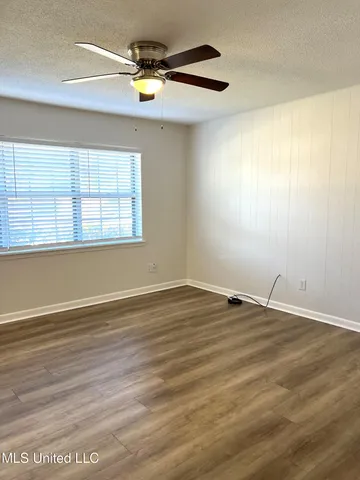 $1,450 | 316 Springdale Circle, D'Iberville, MS 39540