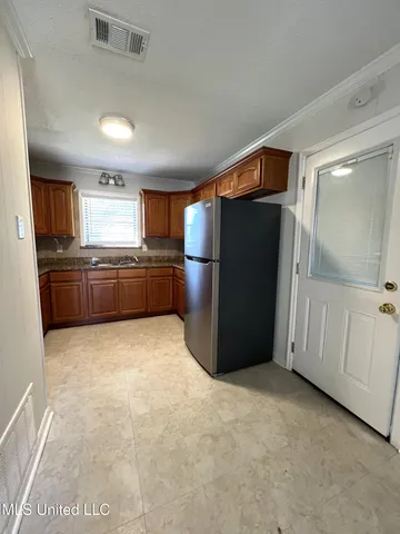 $1,450 | 316 Springdale Circle, D'Iberville, MS 39540