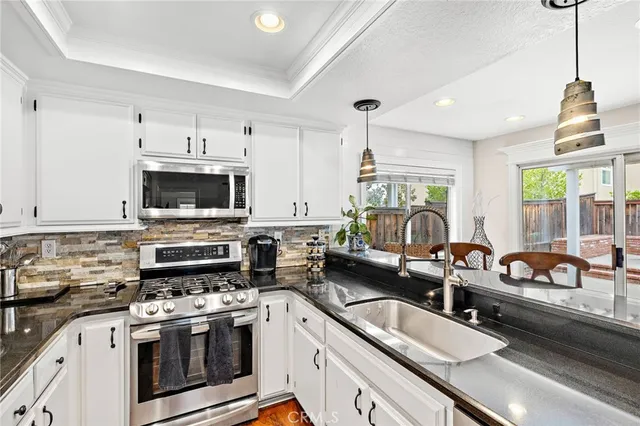 $1,100,000 | 21111 Briarwood Lane, Rancho Santa Margarita, CA 92679