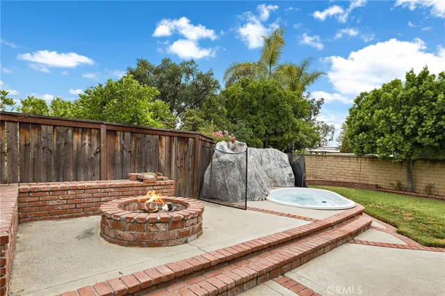 $1,100,000 | 21111 Briarwood Lane, Rancho Santa Margarita, CA 92679