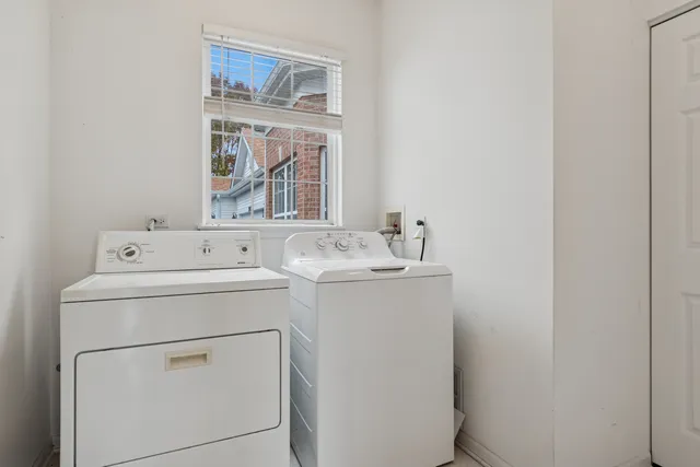 $349,900 | 21409 West Douglas Lane, Plainfield, IL 60544