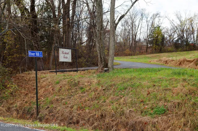 a view of a outdoor space