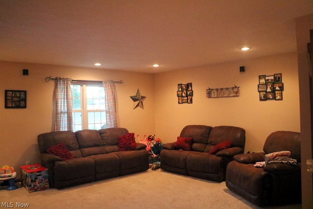 59600 Country Club Road Byesville, OH 43723 - Photo 4 of 27 Gallery Image 4