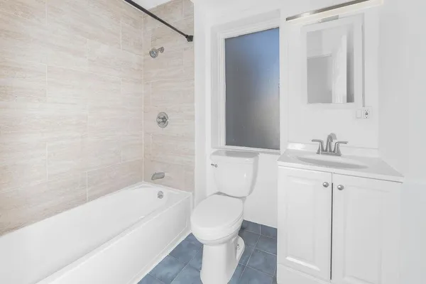 $3,200 | 80 Ferry Street, Unit 2, Jersey City, NJ 07307
