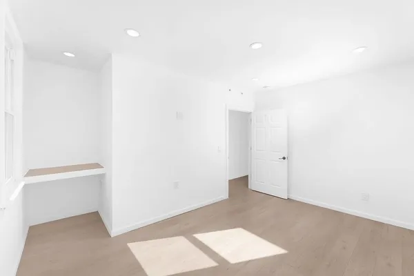 $3,200 | 80 Ferry Street, Unit 2, Jersey City, NJ 07307
