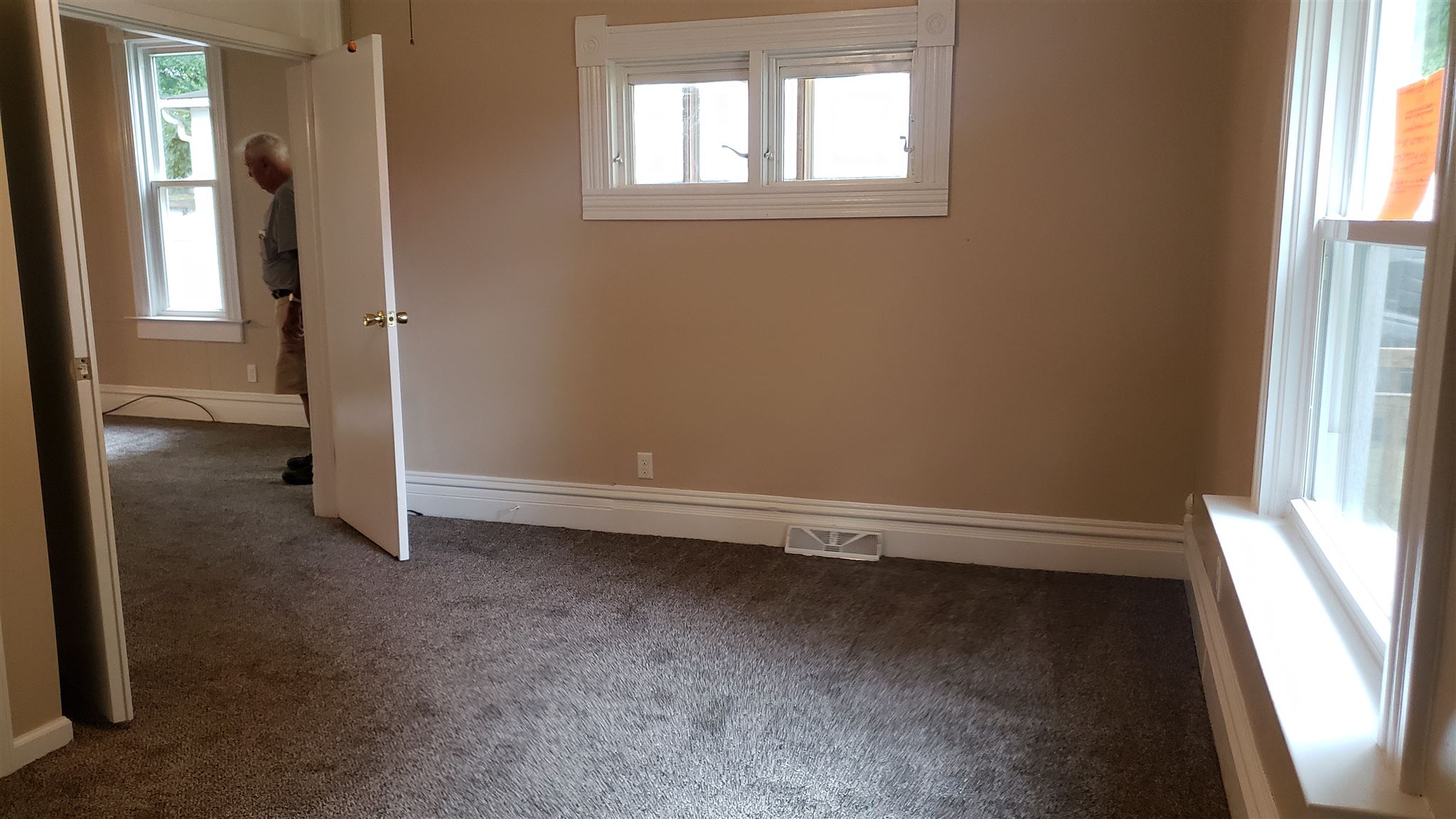 1306 Monroe Street Rochester, IN 46975 - Photo 5 of 16 Gallery Image 5