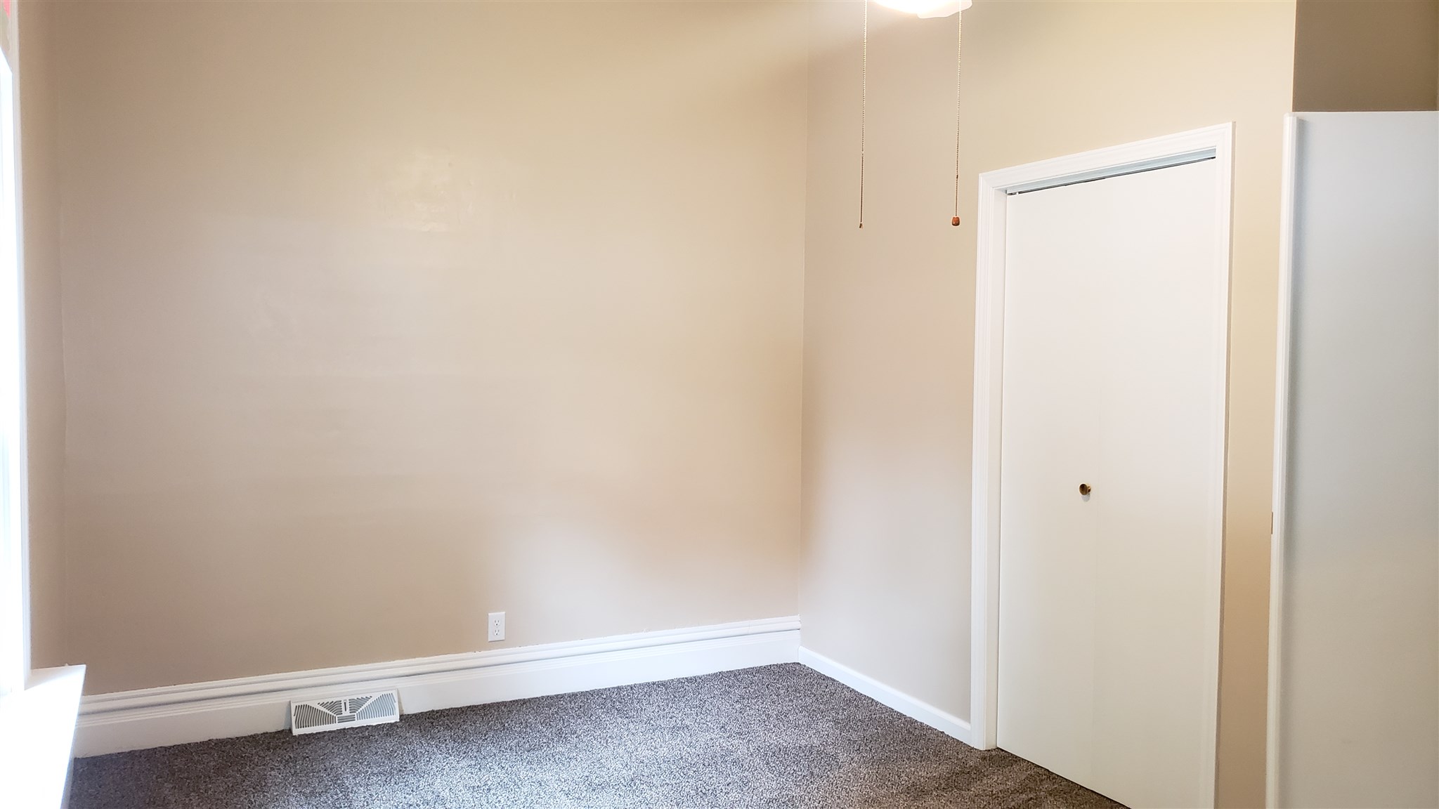 1306 Monroe Street Rochester, IN 46975 - Photo 6 of 16 Gallery Image 6
