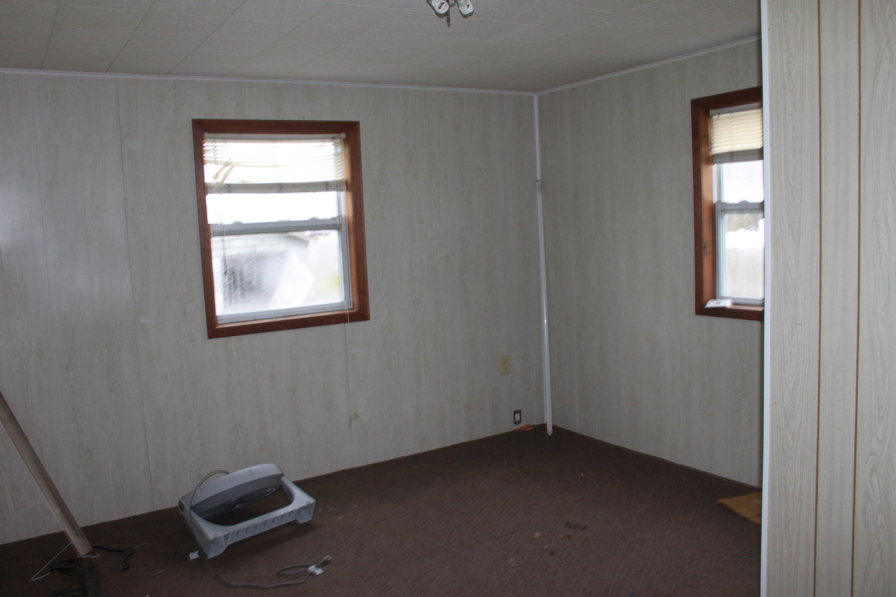 105 South Cross Street Oneida, TN 37841 - Photo 12 of 15 IMG_8292