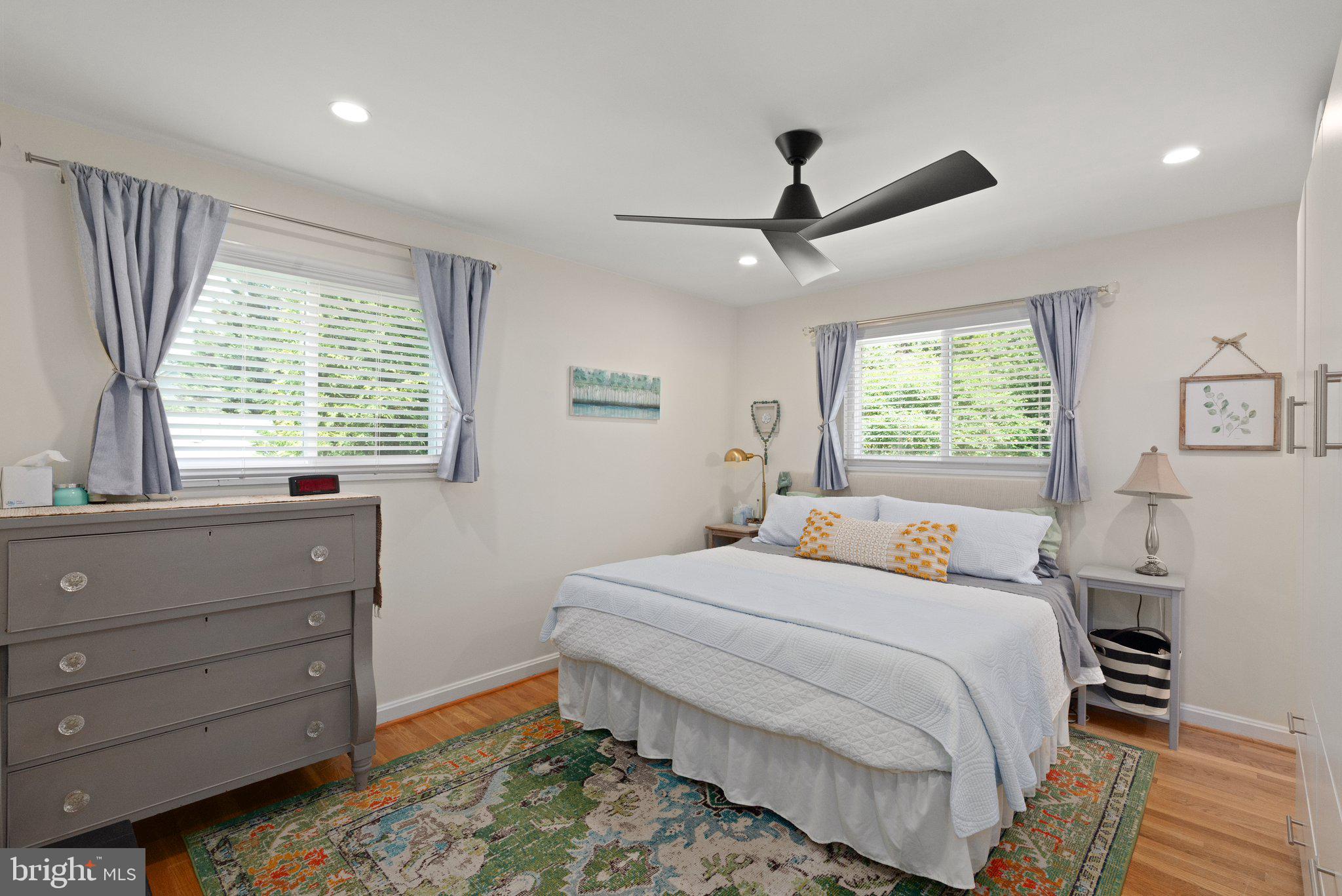 6501 Stoneham Road Bethesda, MD 20817 - Photo 18 of 43 Gallery Image 18