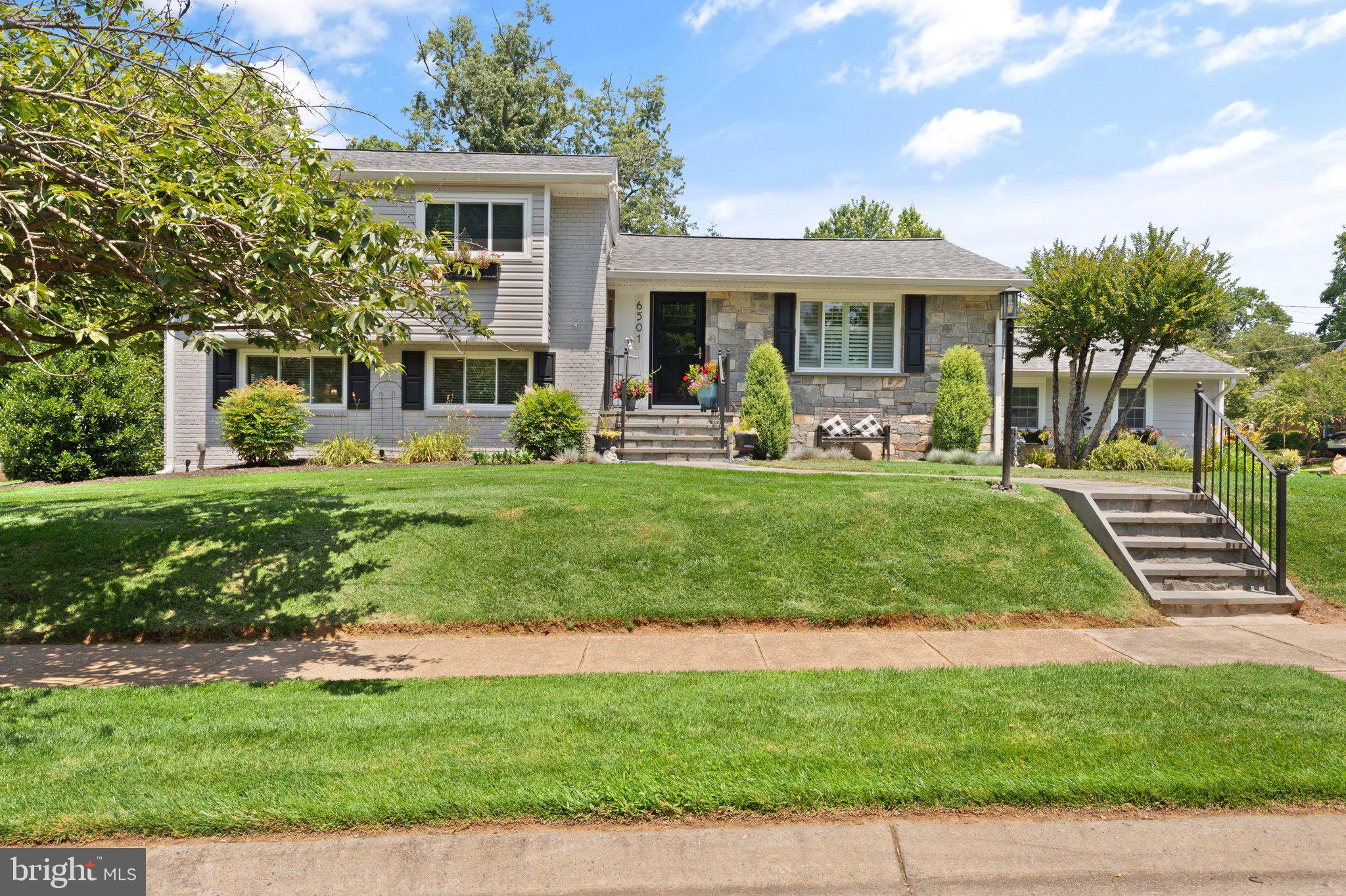 6501 Stoneham Road Bethesda, MD 20817 - Photo 2 of 43 Gallery Image 2
