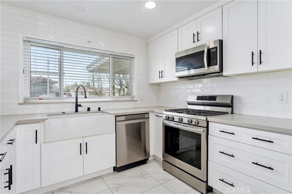 13434 Brazo Road La Mirada, CA 90638 - Photo 14 of 39