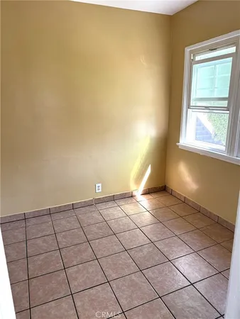 $1,850 | 4815 West 111th Street, Inglewood, CA 90304