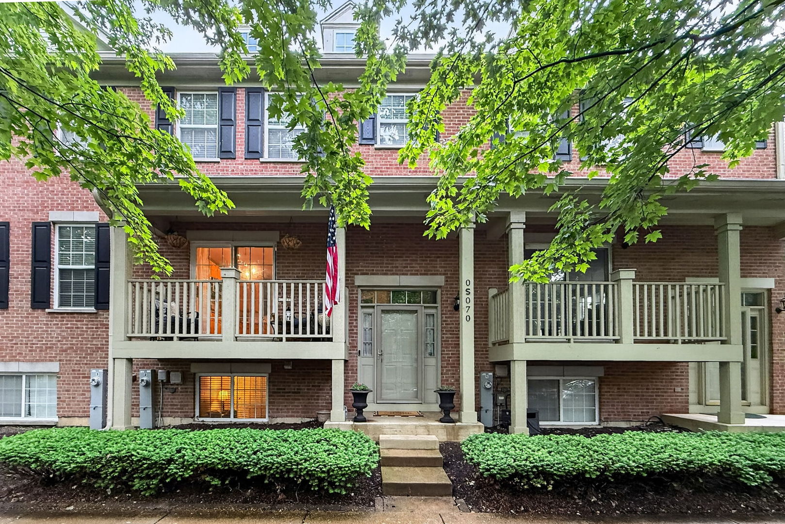 S070 Lee Court Winfield, IL 60190 - Photo 1 of 24