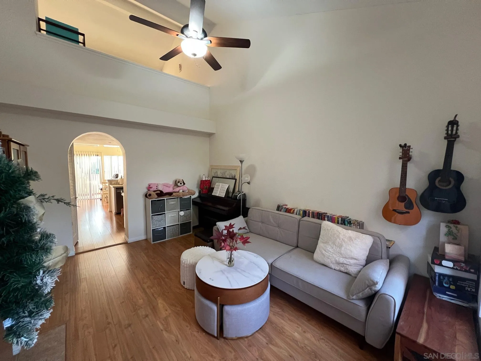 4035 Carmel View Road, Unit 114 San Diego, CA 92130 - Photo 6 of 17