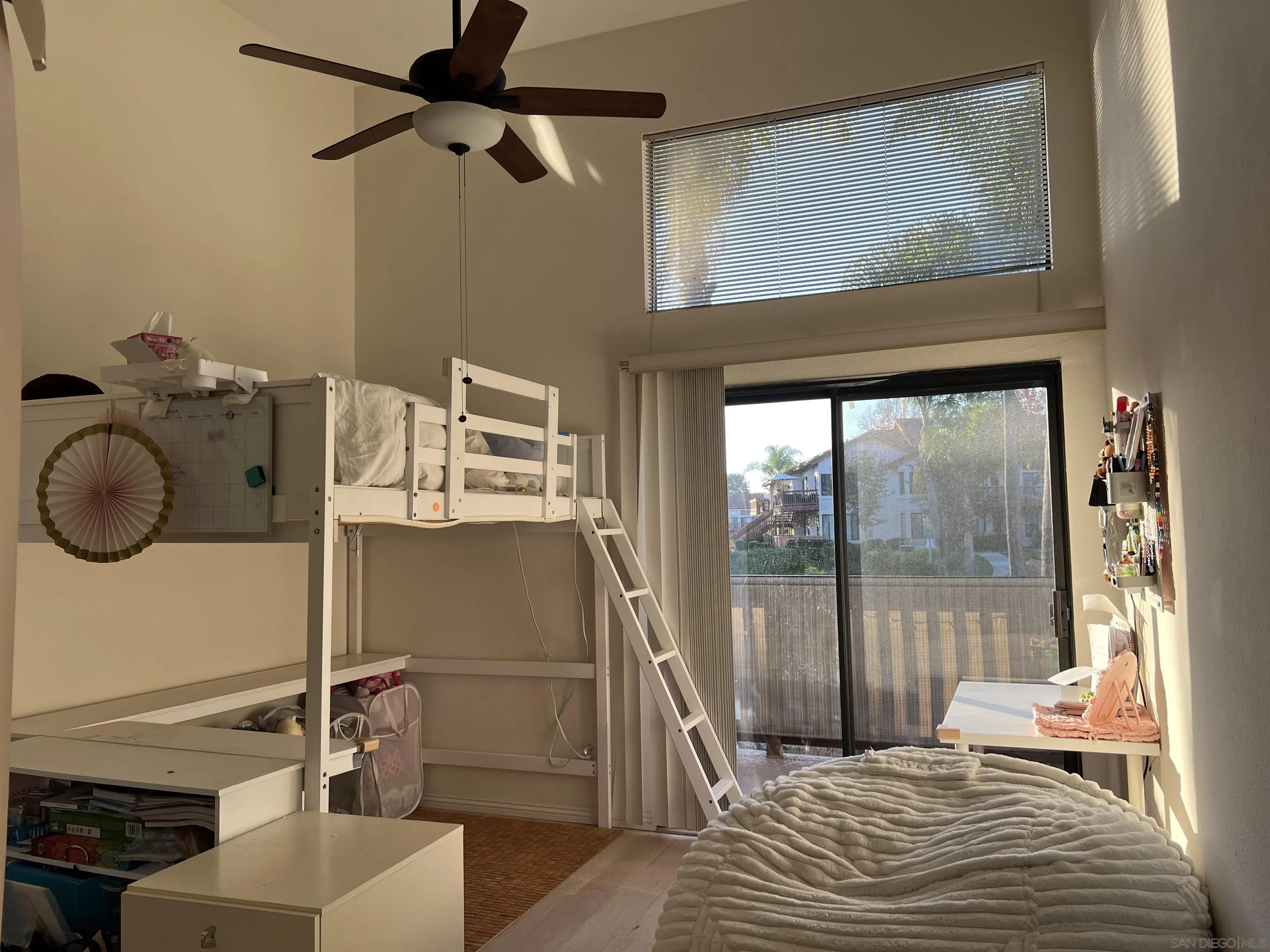 4035 Carmel View Road, Unit 114 San Diego, CA 92130 - Photo 7 of 17