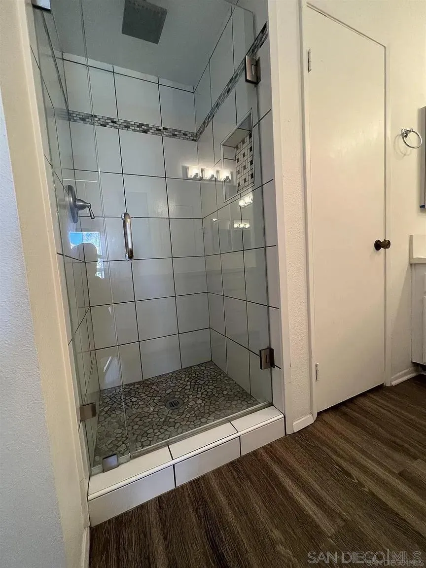 4035 Carmel View Road, Unit 114 San Diego, CA 92130 - Photo 9 of 17