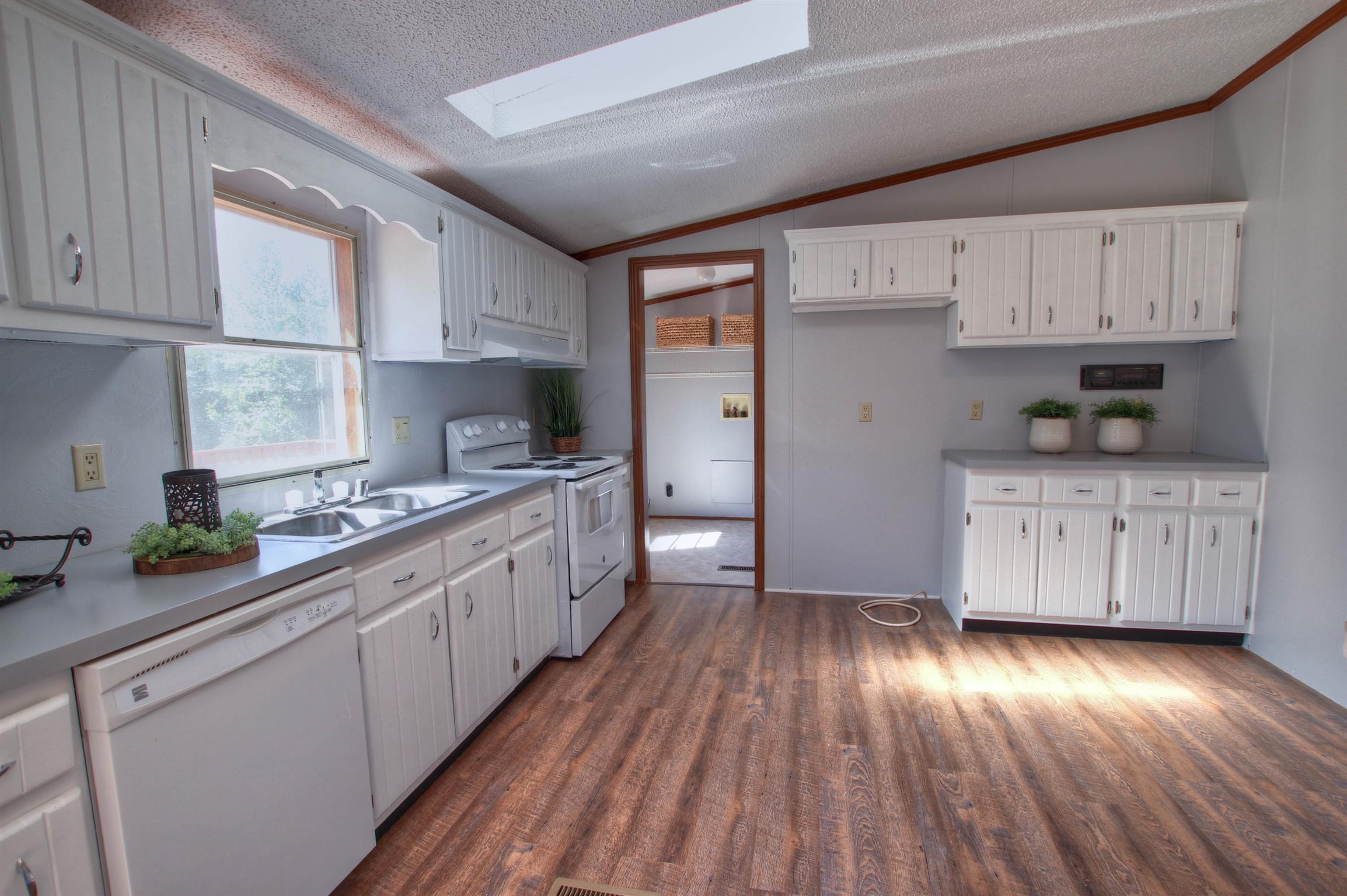 6859 Midland Road Christiana, TN 37037 - Photo 5 of 23 Gallery Image 5