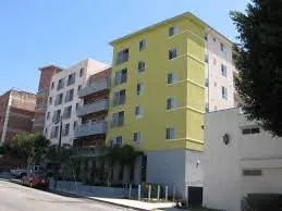 $1,046 | 950 South Harvard Boulevard, Los Angeles, CA 90006