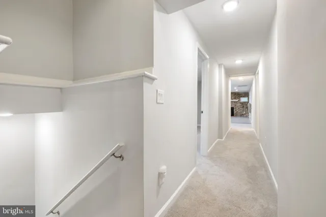 a view of house with a yard