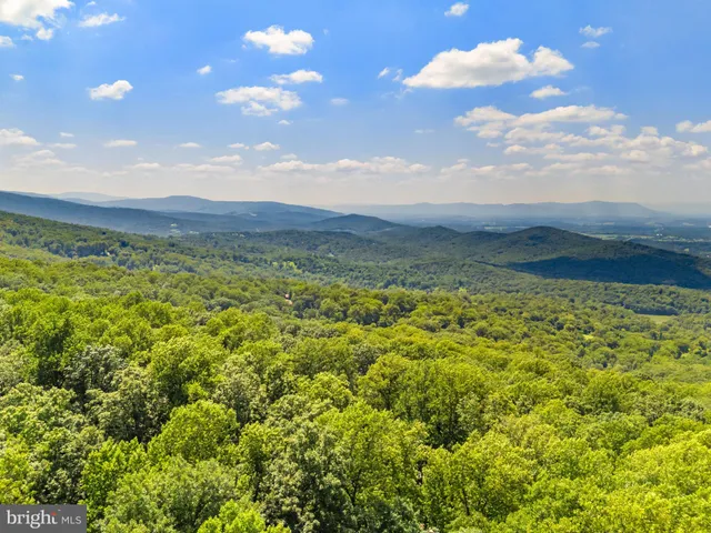 $368,000 | 247 Marsden Heights Road, Linden, VA 22642