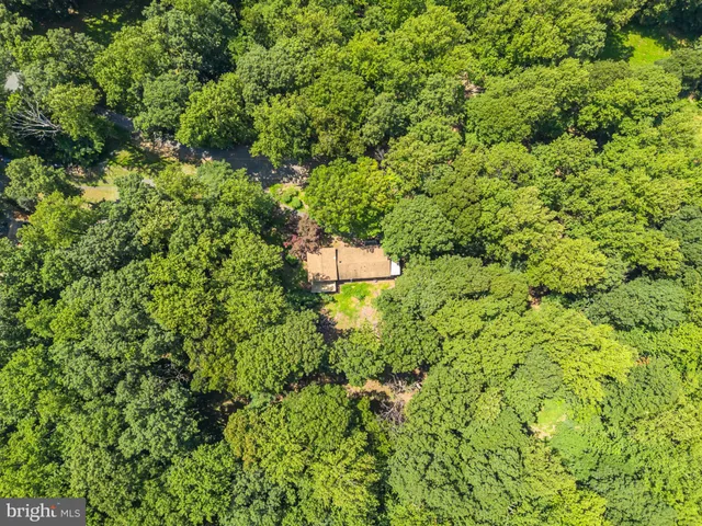 $368,000 | 247 Marsden Heights Road, Linden, VA 22642