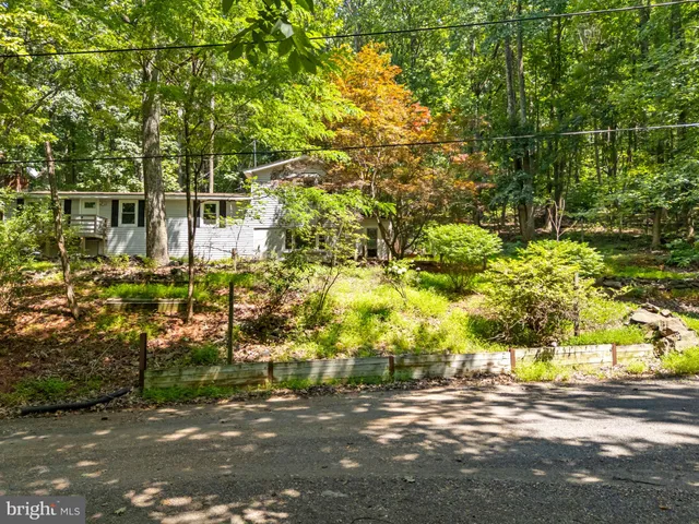 $368,000 | 247 Marsden Heights Road, Linden, VA 22642