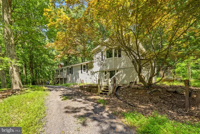 $368,000 | 247 Marsden Heights Road, Linden, VA 22642