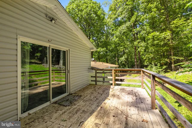 $368,000 | 247 Marsden Heights Road, Linden, VA 22642