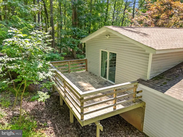 $368,000 | 247 Marsden Heights Road, Linden, VA 22642